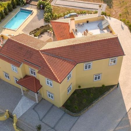 Casa Pedra Nobre Bed & Breakfast Nadadouro Exterior photo
